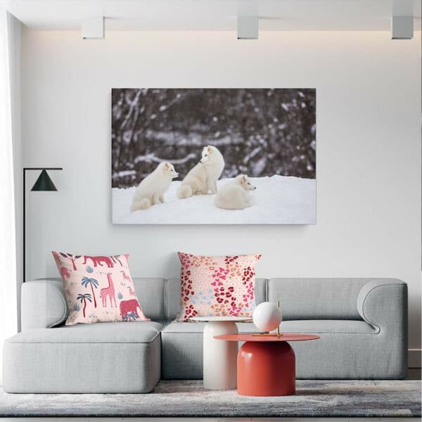 Kleine-sneeuwvosjes-in-Canada-canvas-binnen-sfeer.jpg