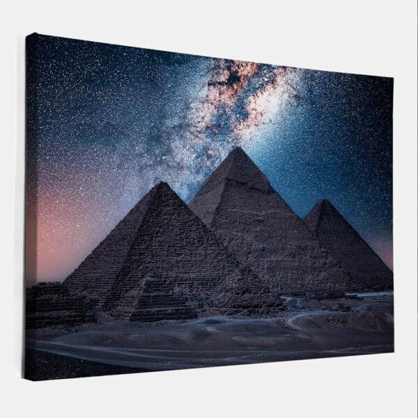 Piramide's-van-Giza-bij-nacht-canvas-binnen.jpg